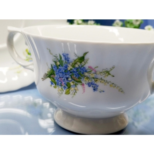 Bulionówka 400 ml ze spodkiem dek: 0941 IWONA 12/24
