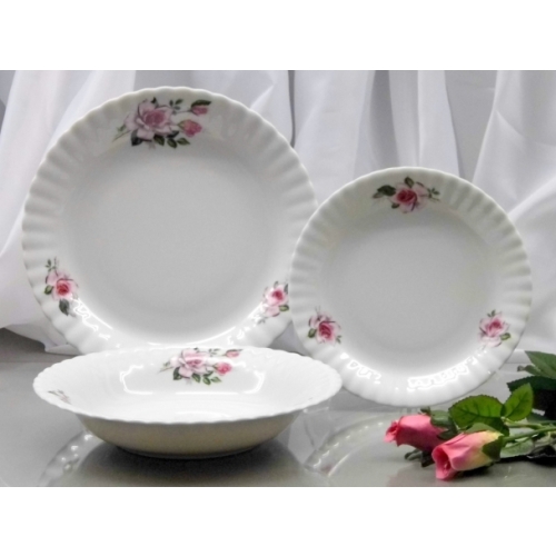 Talerz płytki 19 cm dek: 873 Red Roses IWONA