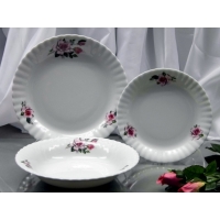 Serwis obiadowy dla 12 osób / 45 części dek: 873 Red Roses IWONA