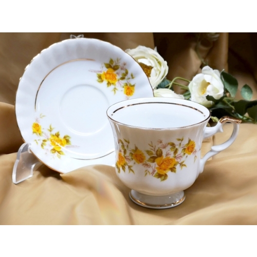 Serwis do kawy dla 6 osób / 12 części dek: 097 Golden Rose IWONA