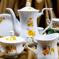 Serwis do kawy dla 6 osób / 12 części dek: 973 Golden Rose IWONA