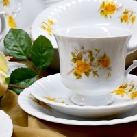 Serwis do kawy dla 6 osób / 12 części dek: 973 Golden Rose IWONA