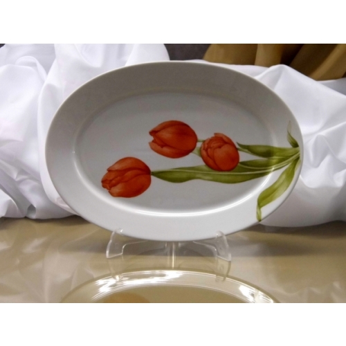 Komplet półmisków owalnych 24, 28, 33 cm dek: 088 Tulipan ASTRA