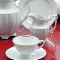 Serwis do herbaty dla 12 osób / 39 części dek. B014 Złota Linia MARIA TERESA